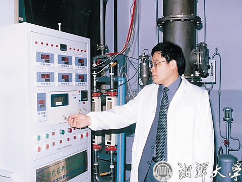 罗和安 拷贝.jpg