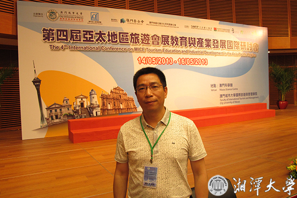 b8b5c59a02ead0721bced97cb6328e98.jpg